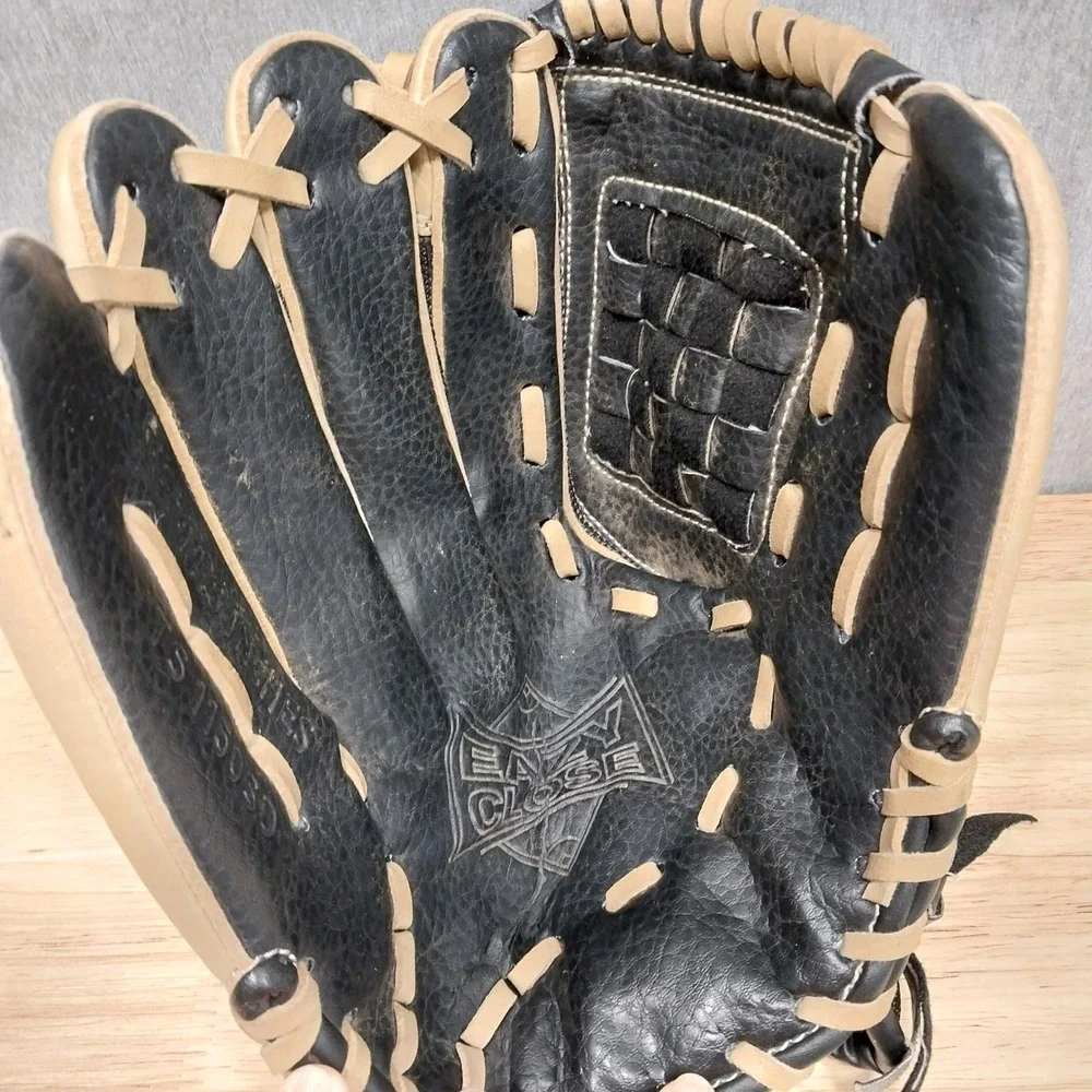 Adidas Youth Baseball Glove Eazy Close Synthetic Leather 11.5 Inch Black Tan